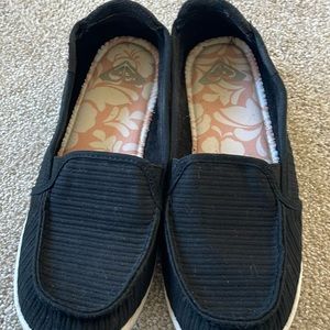 Roxy Women's Minnow Slip on Sneaker Shoe